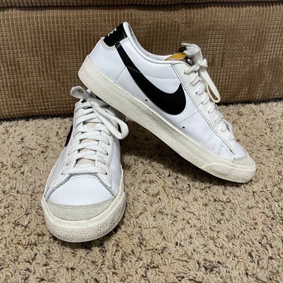 Nike Men's White and Black Sneakers - Picture 6 of 12